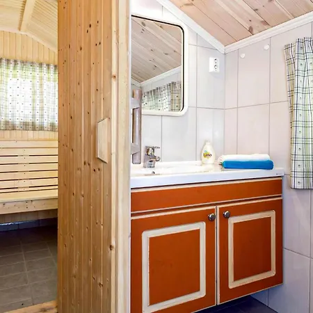 In With Sauna